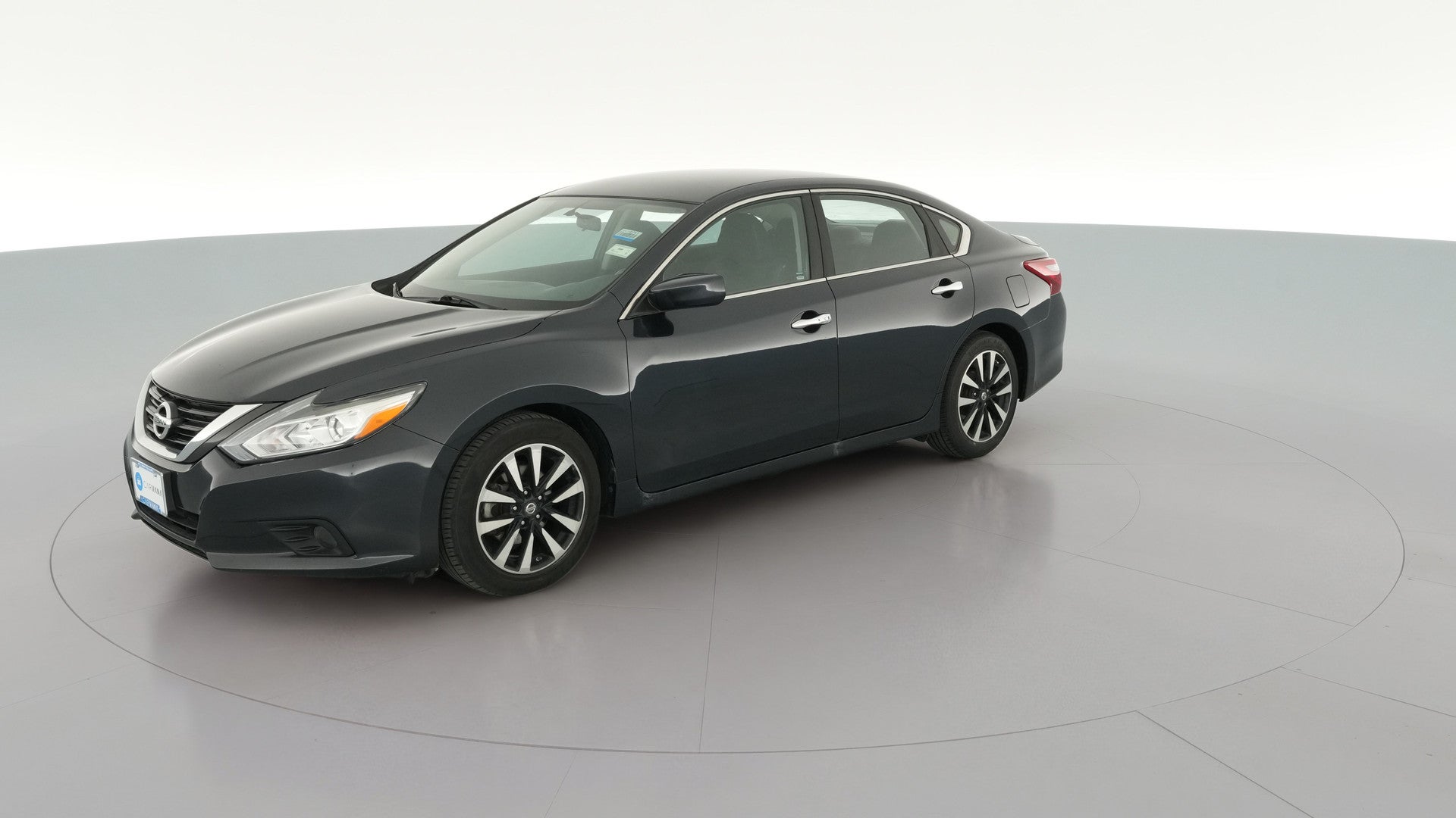 2018 Nissan Altima vehicle photo