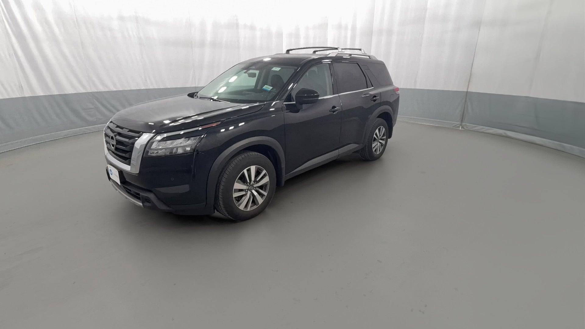 2025 Nissan Pathfinder vehicle photo