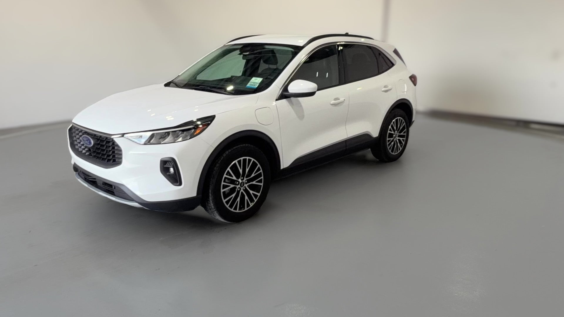 2023 Ford Escape Plug-in Hybrid vehicle photo