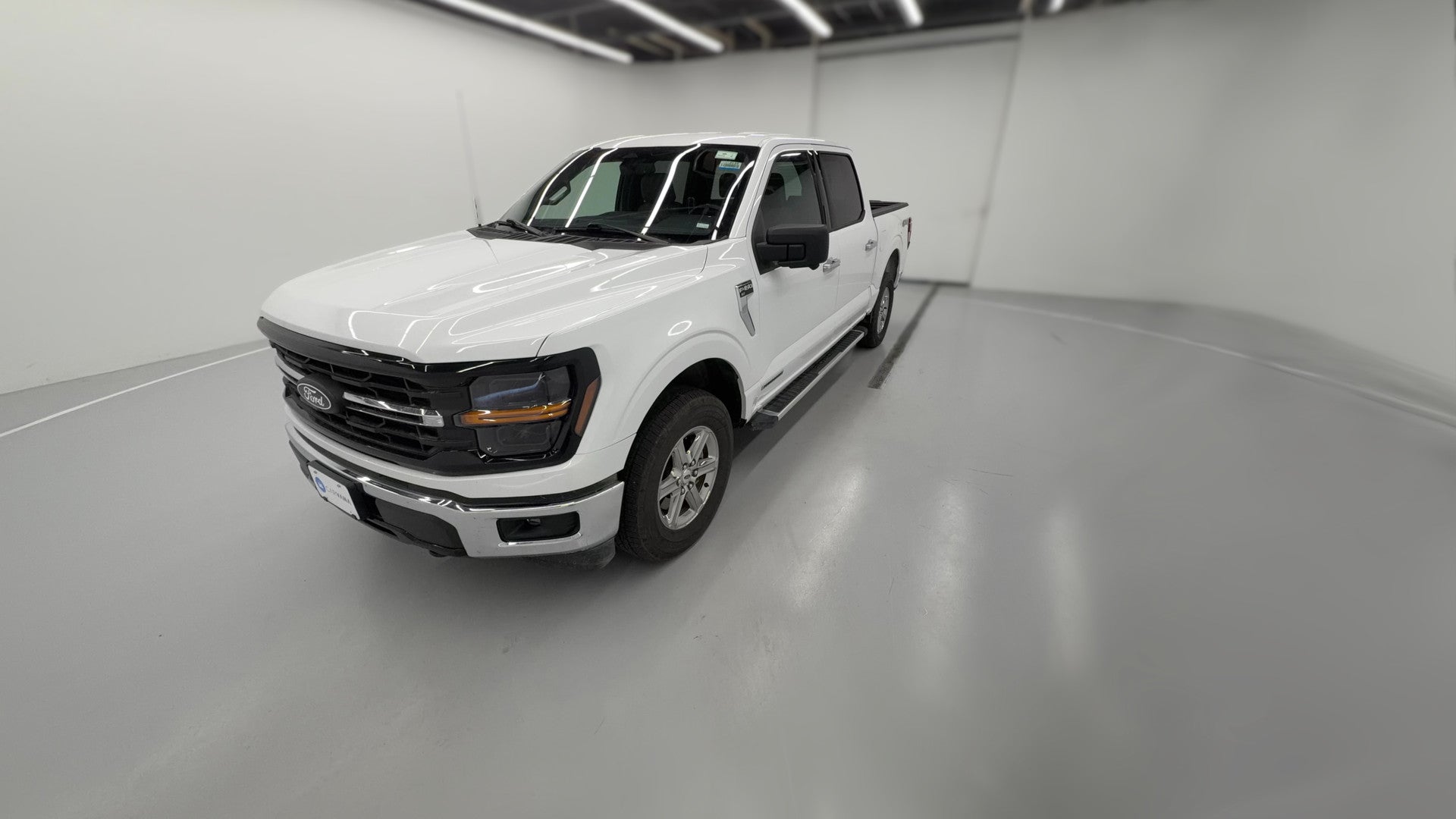 2024 Ford F150 SuperCrew Cab vehicle photo