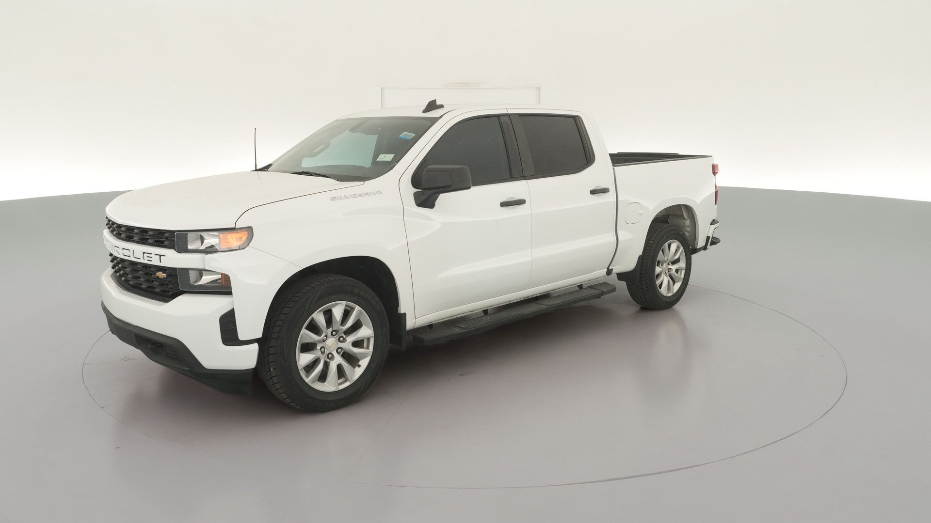 2021 Chevrolet Silverado 1500 Crew Cab vehicle photo