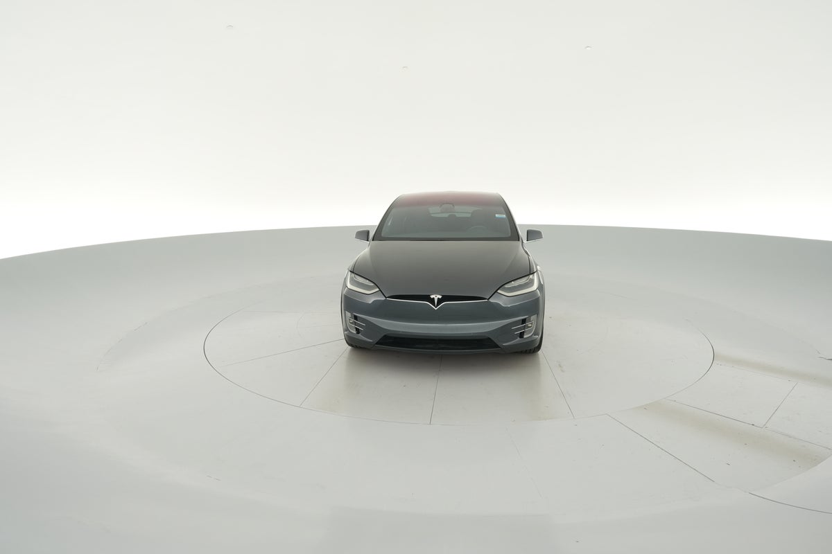 2018 Tesla Model X 75D in Midnight Silver Metallic — 360° view 1