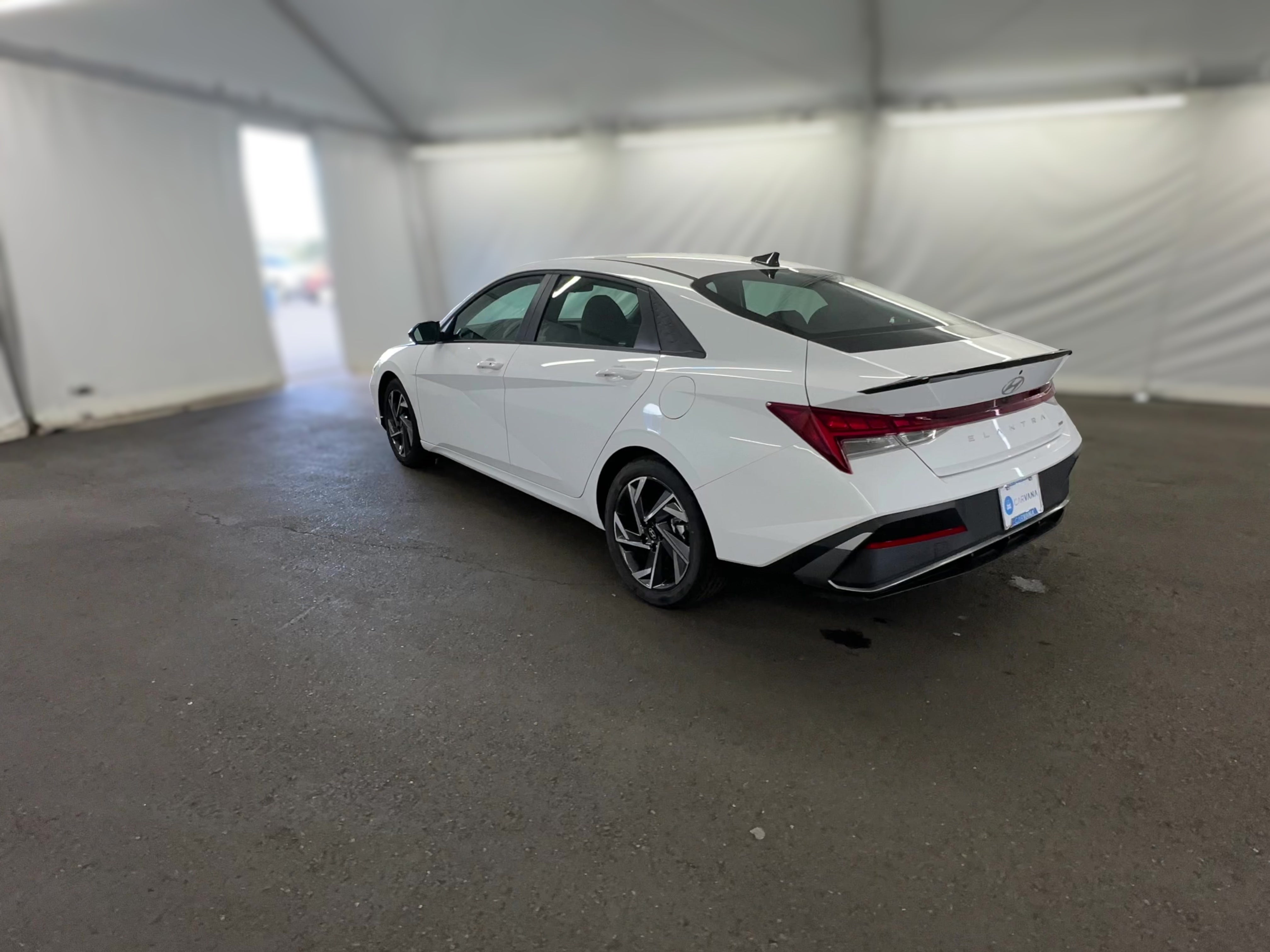 2025 Hyundai Elantra Blue - Photo 28