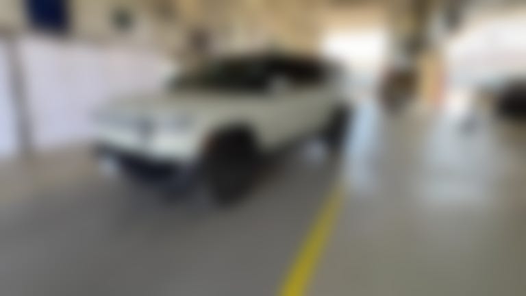 2025 Rivian R1S vehicle photo