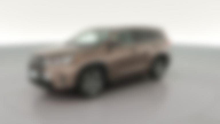 2017 Toyota Highlander vehicle photo