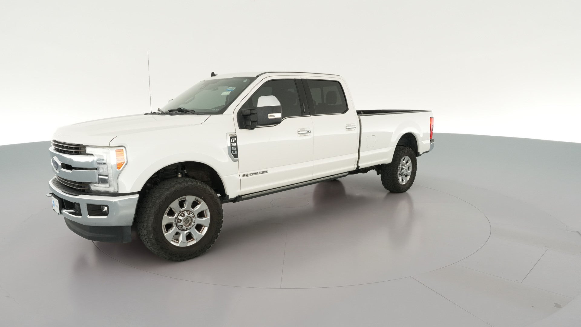 2019 Ford F350 Super Duty Crew Cab vehicle photo