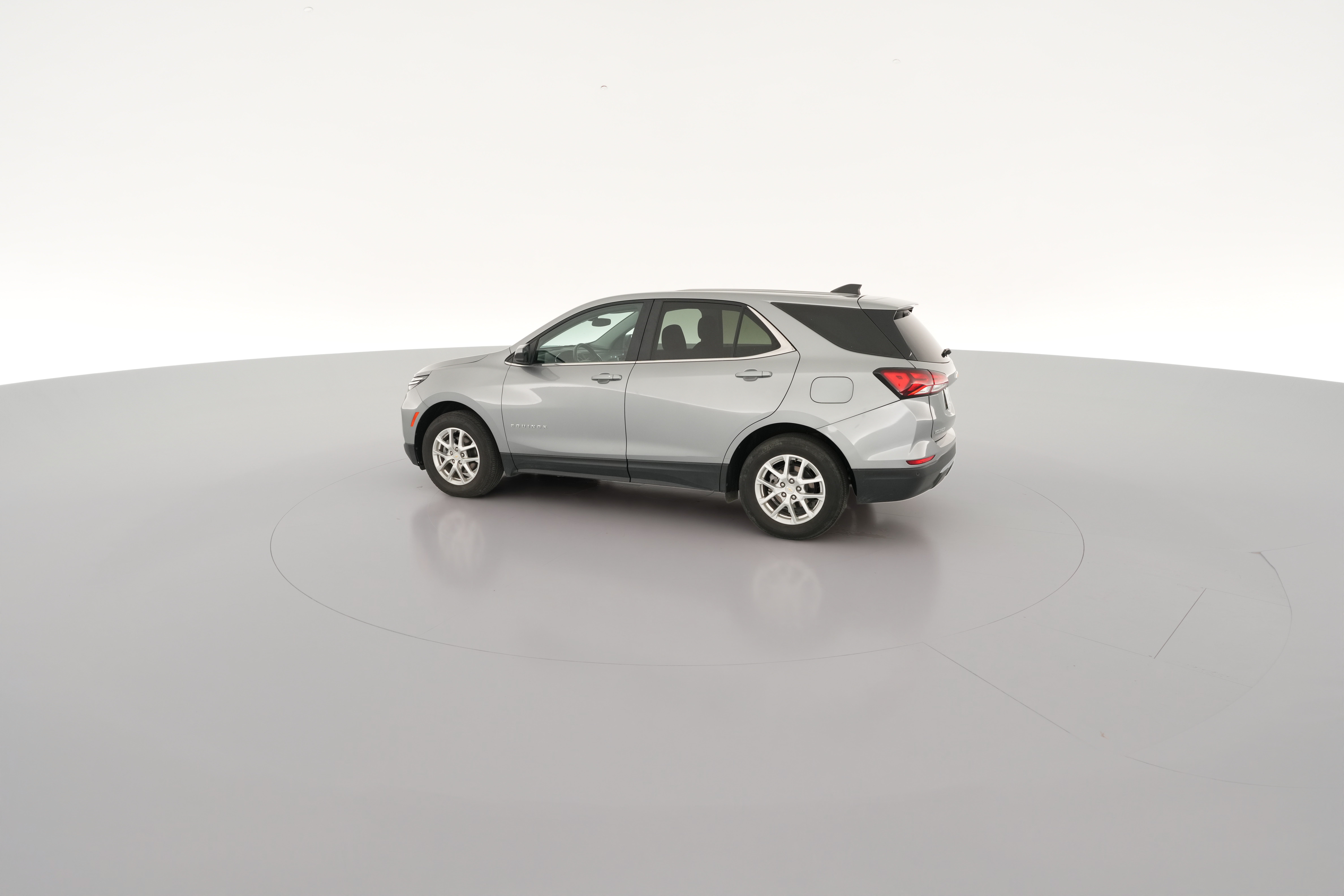 2024 Chevrolet Equinox LT - Photo 30