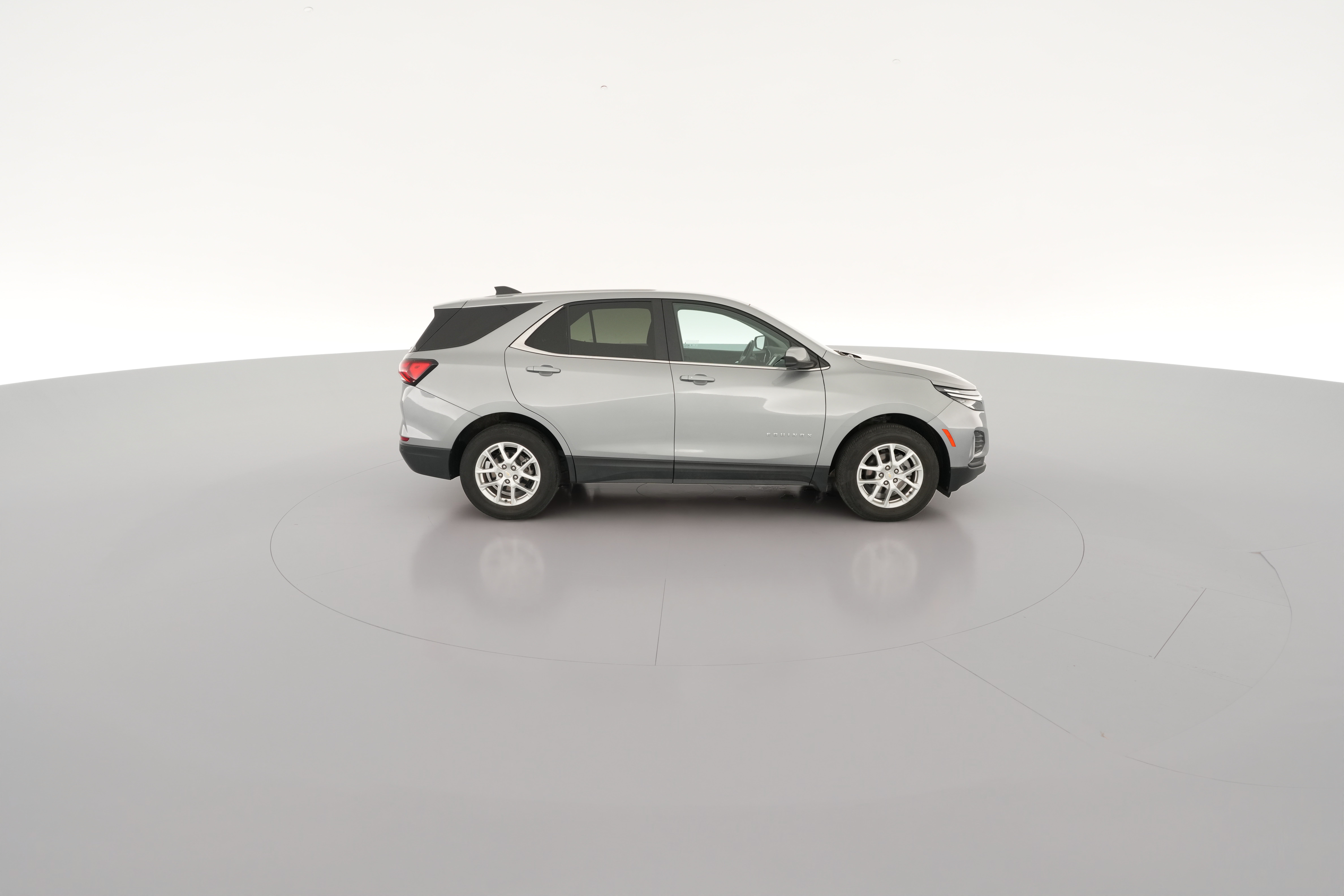 2024 Chevrolet Equinox LT - Photo 37