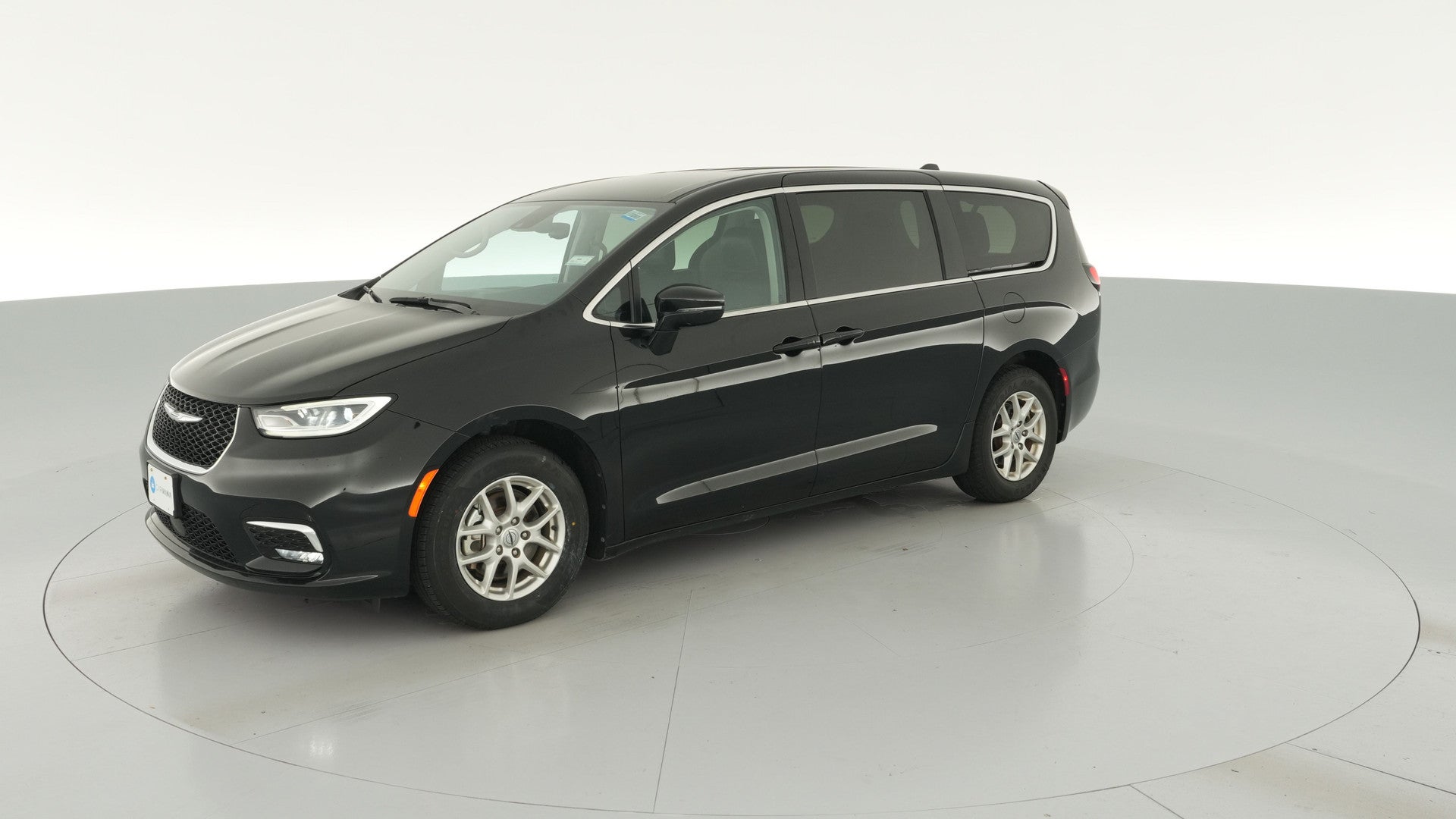 2024 Chrysler Pacifica vehicle photo