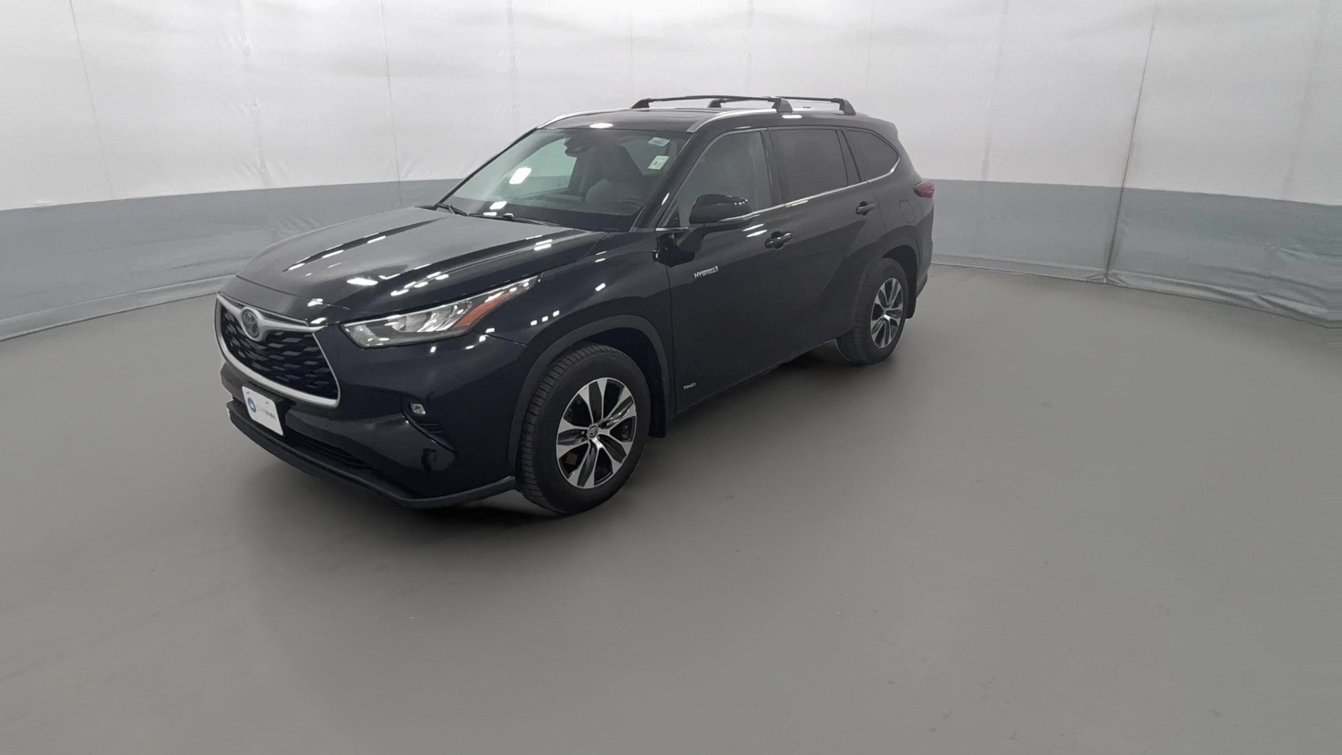 2020 Toyota Highlander Hybrid vehicle photo