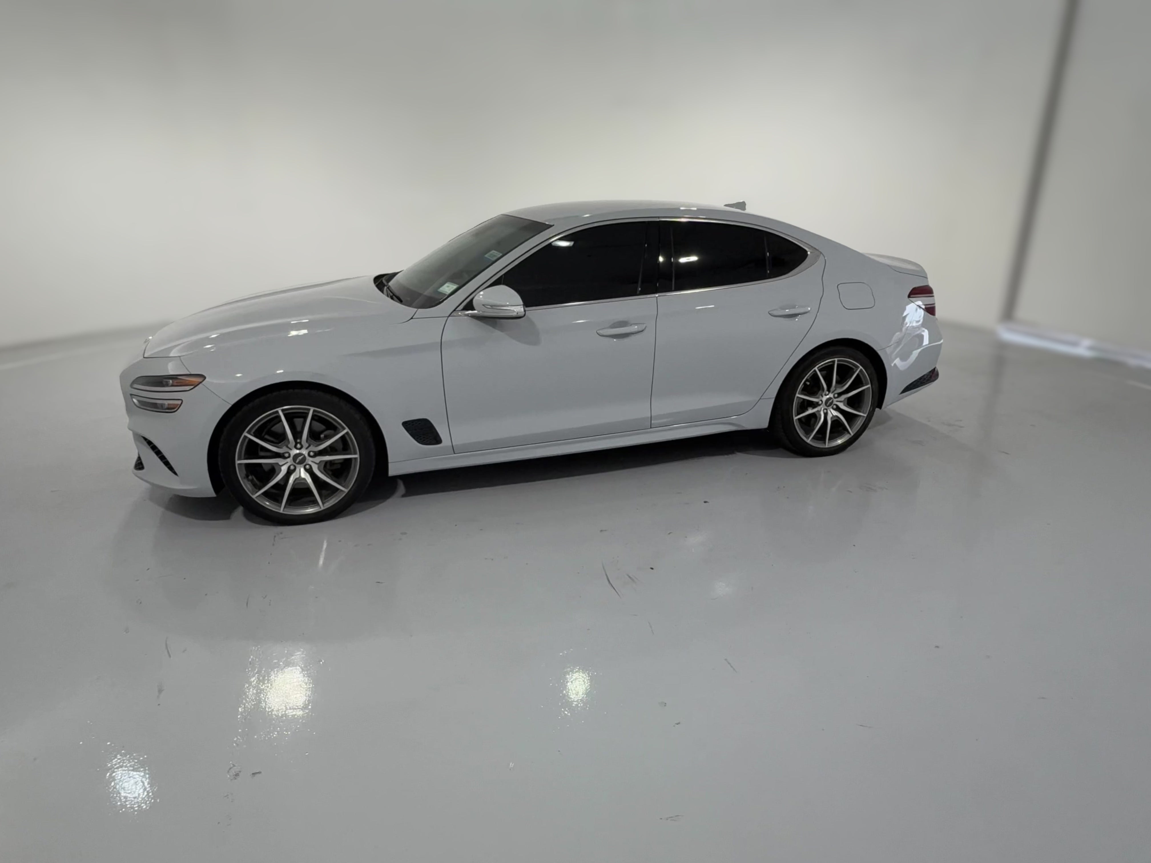2022 GENESIS G70 Standard - Photo 28