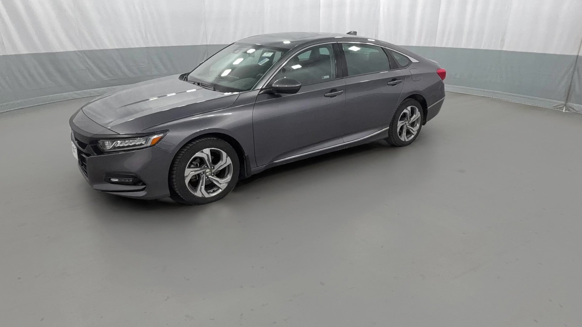 2019 Honda Accord vehicle photo