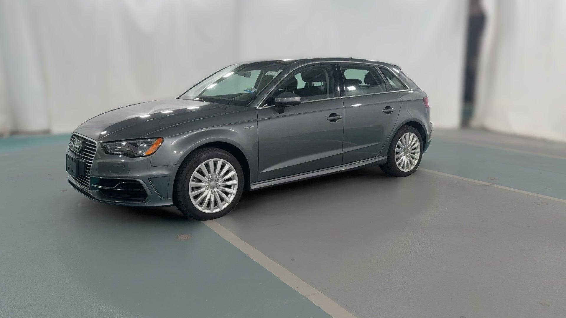 2016 Audi A3 Sportback e-tron vehicle photo