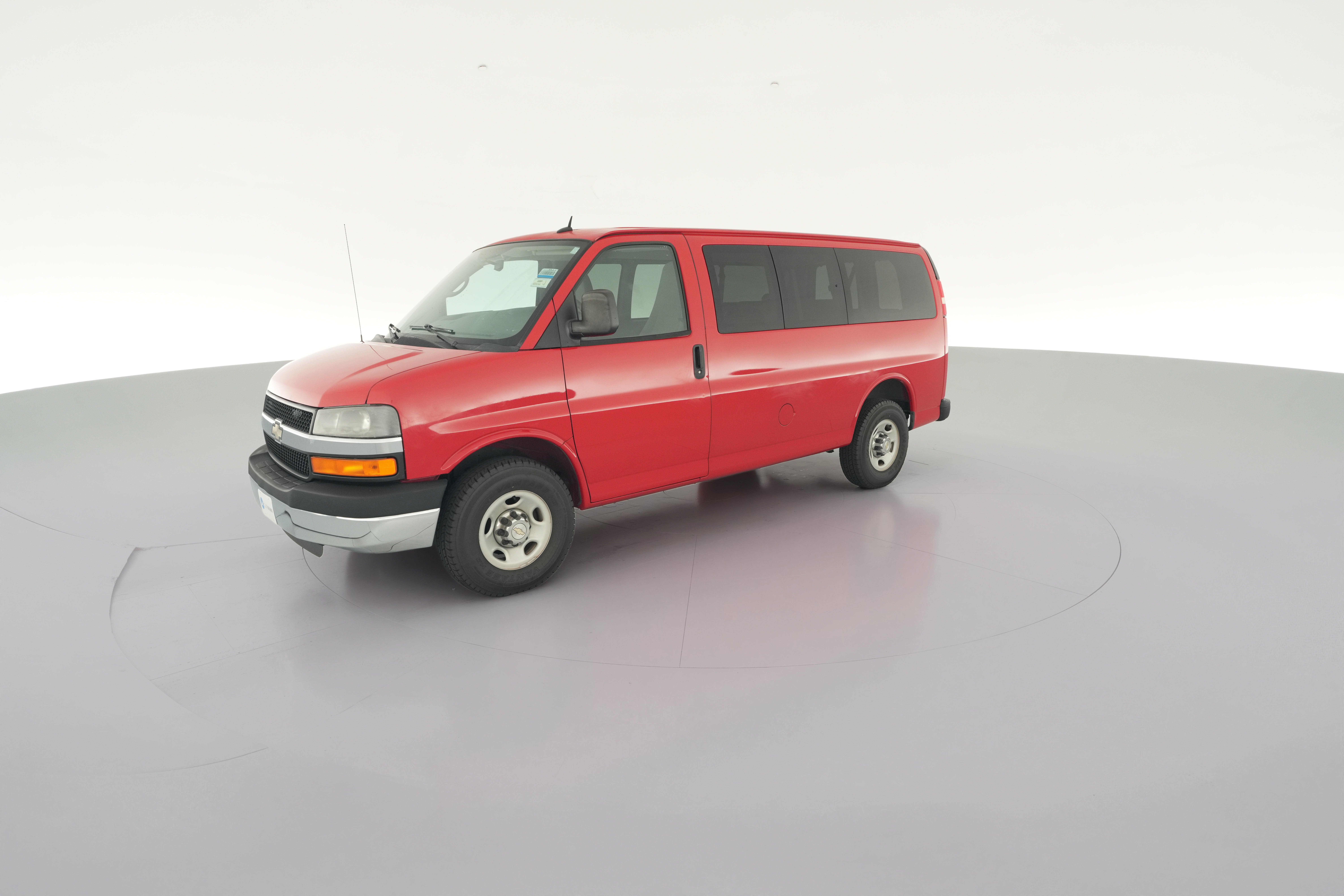 2011 Chevrolet Express LS - Photo 22
