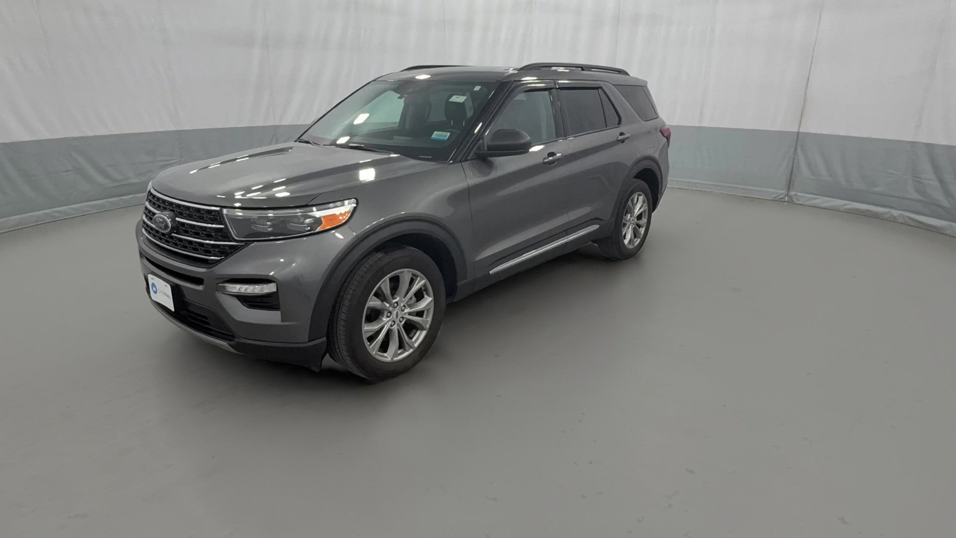 2023 Ford Explorer vehicle photo