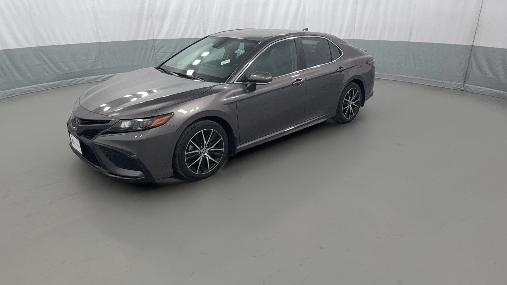 2023 Toyota Camry vehicle photo