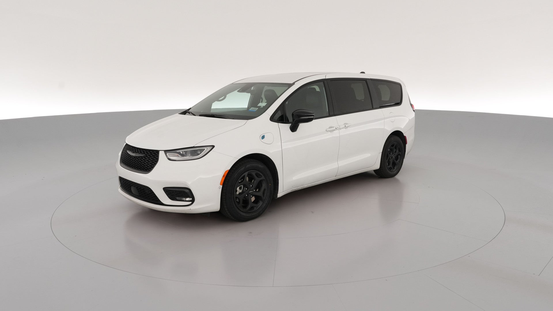 2024 Chrysler Pacifica Hybrid vehicle photo