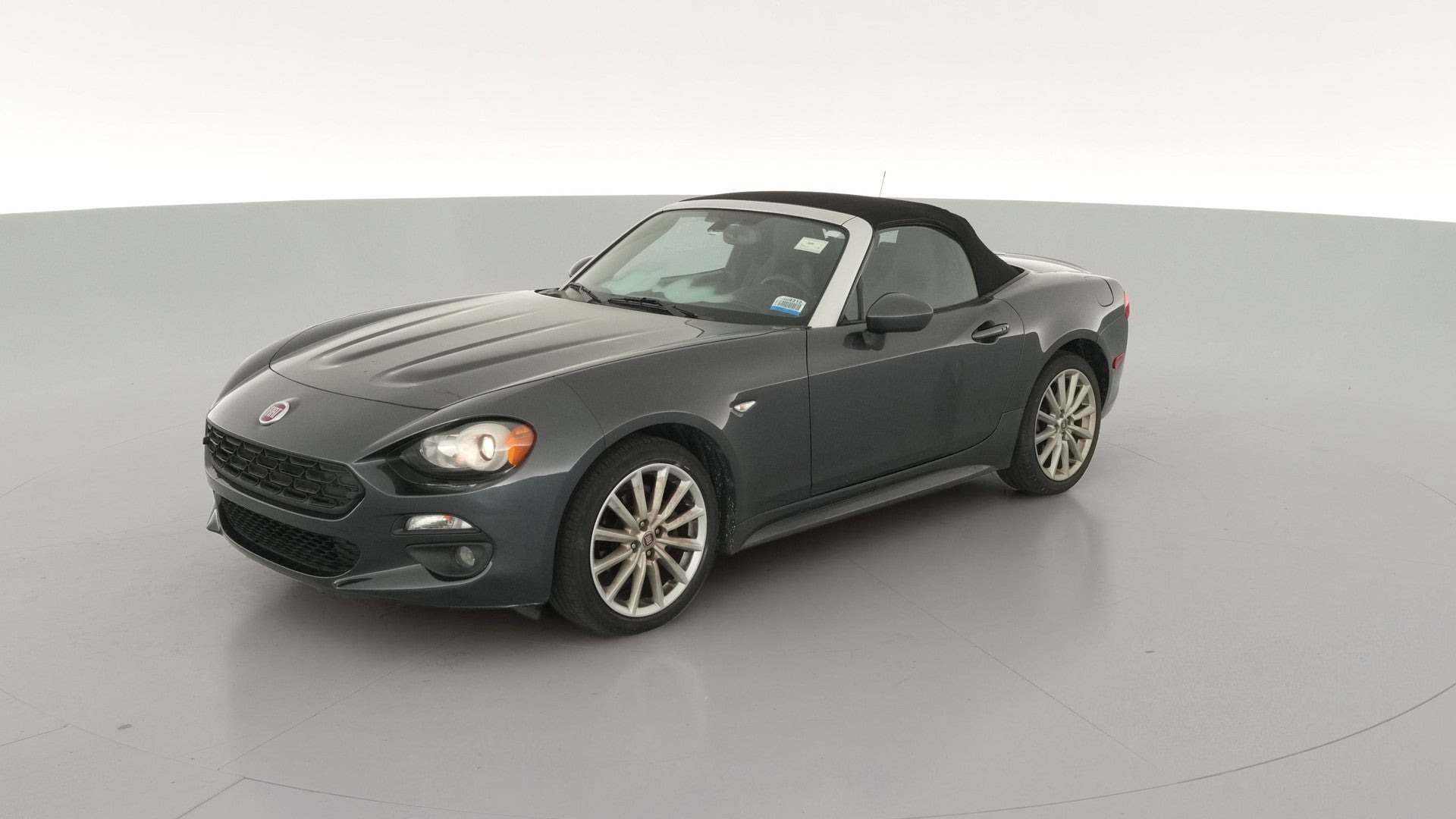 2017 FIAT 124 Spider vehicle photo
