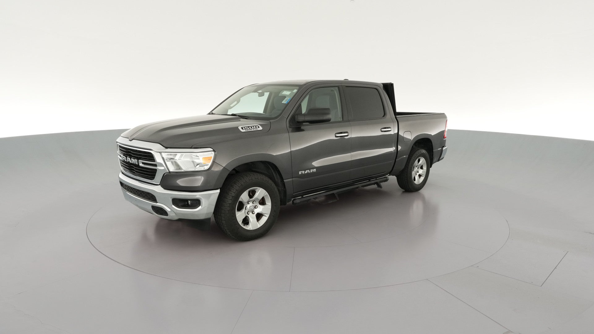 2020 Ram 1500 Crew Cab vehicle photo
