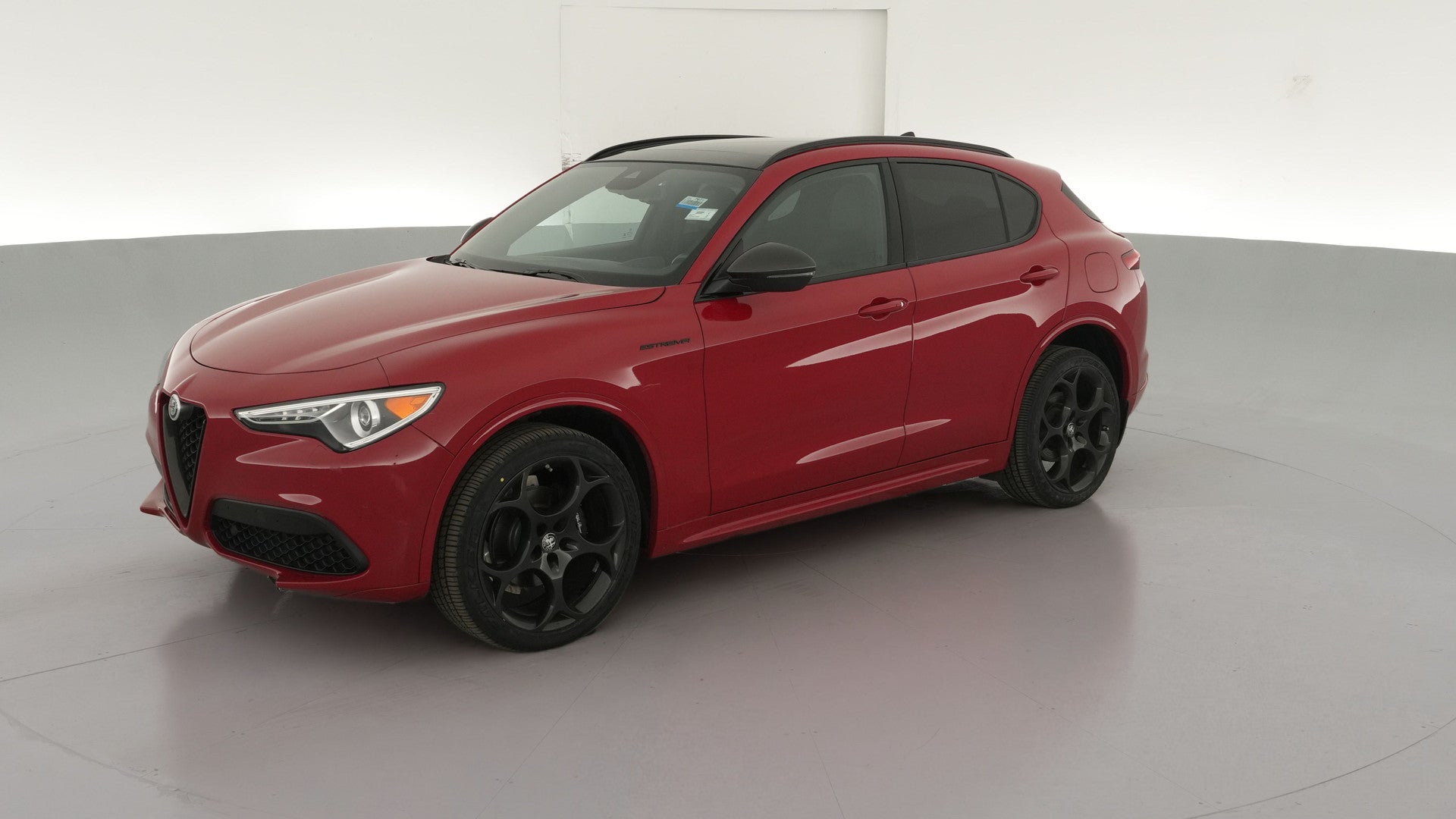 2023 Alfa Romeo Stelvio vehicle photo