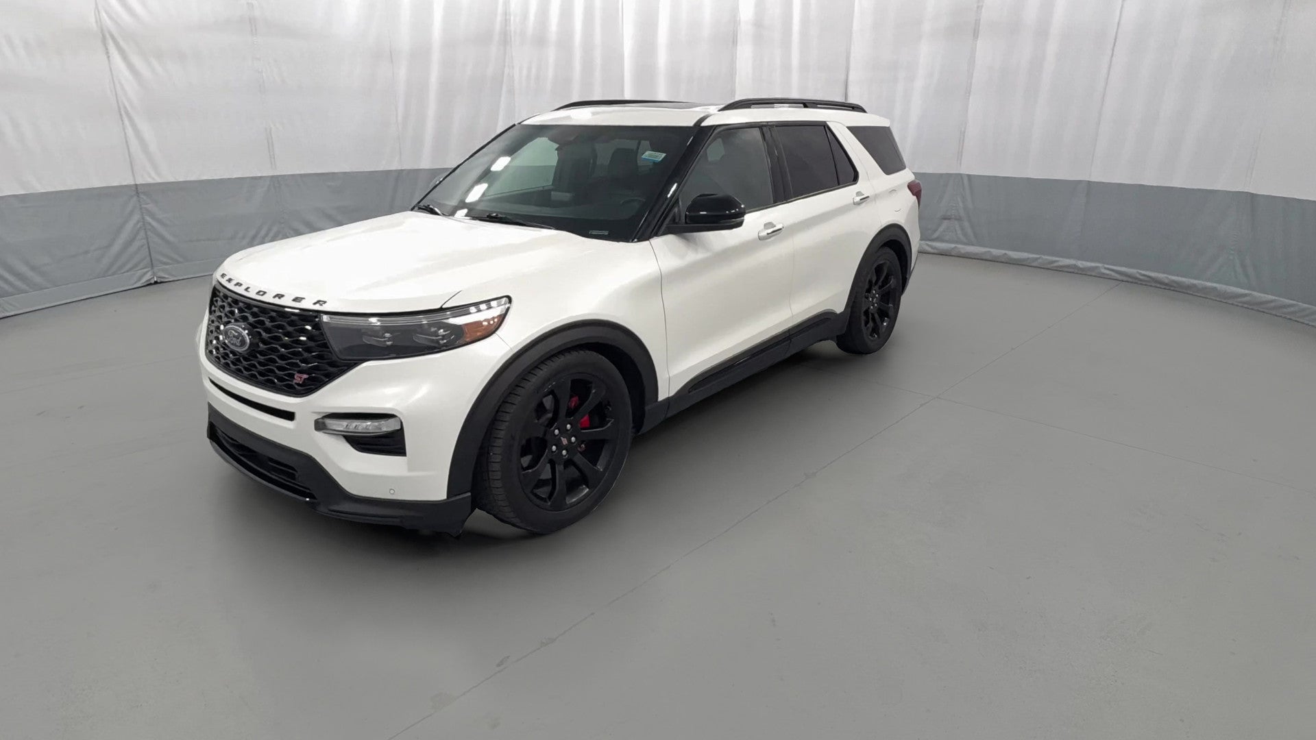 2023 Ford Explorer vehicle photo