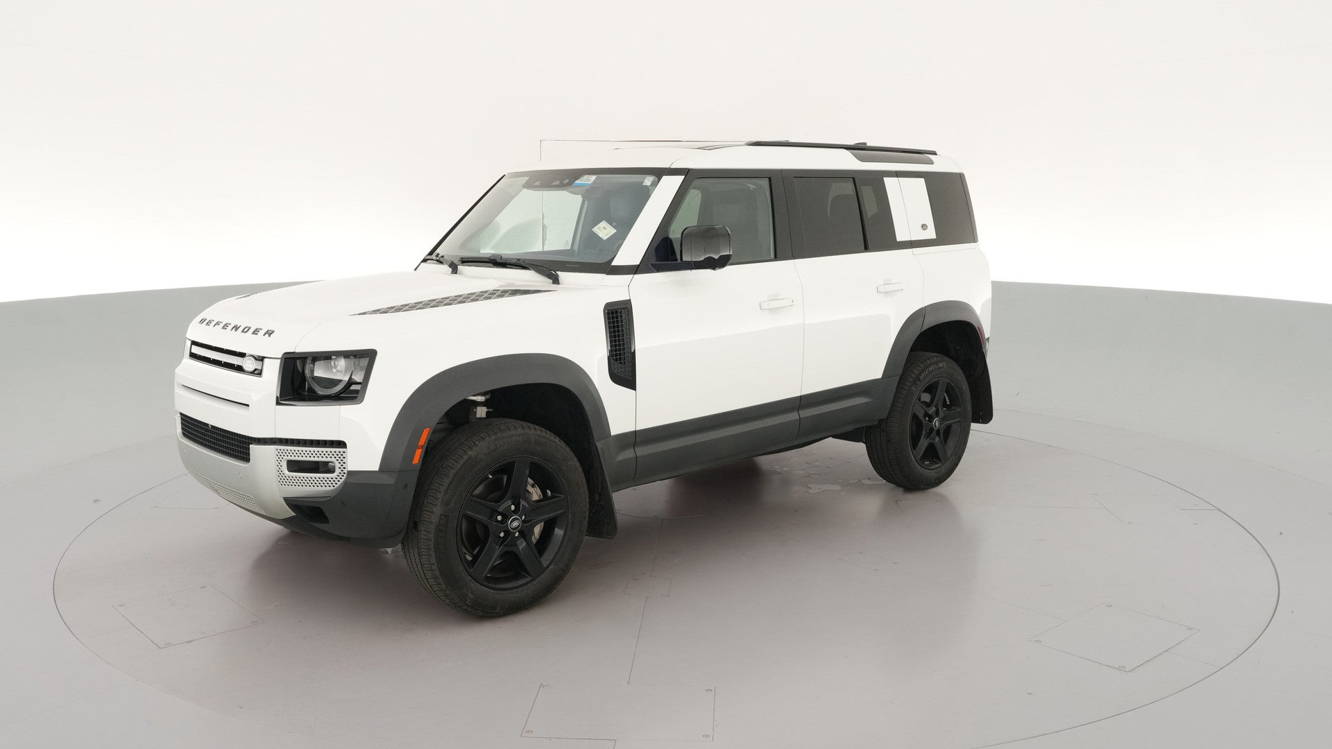 2020 Land Rover Defender 110 vehicle photo