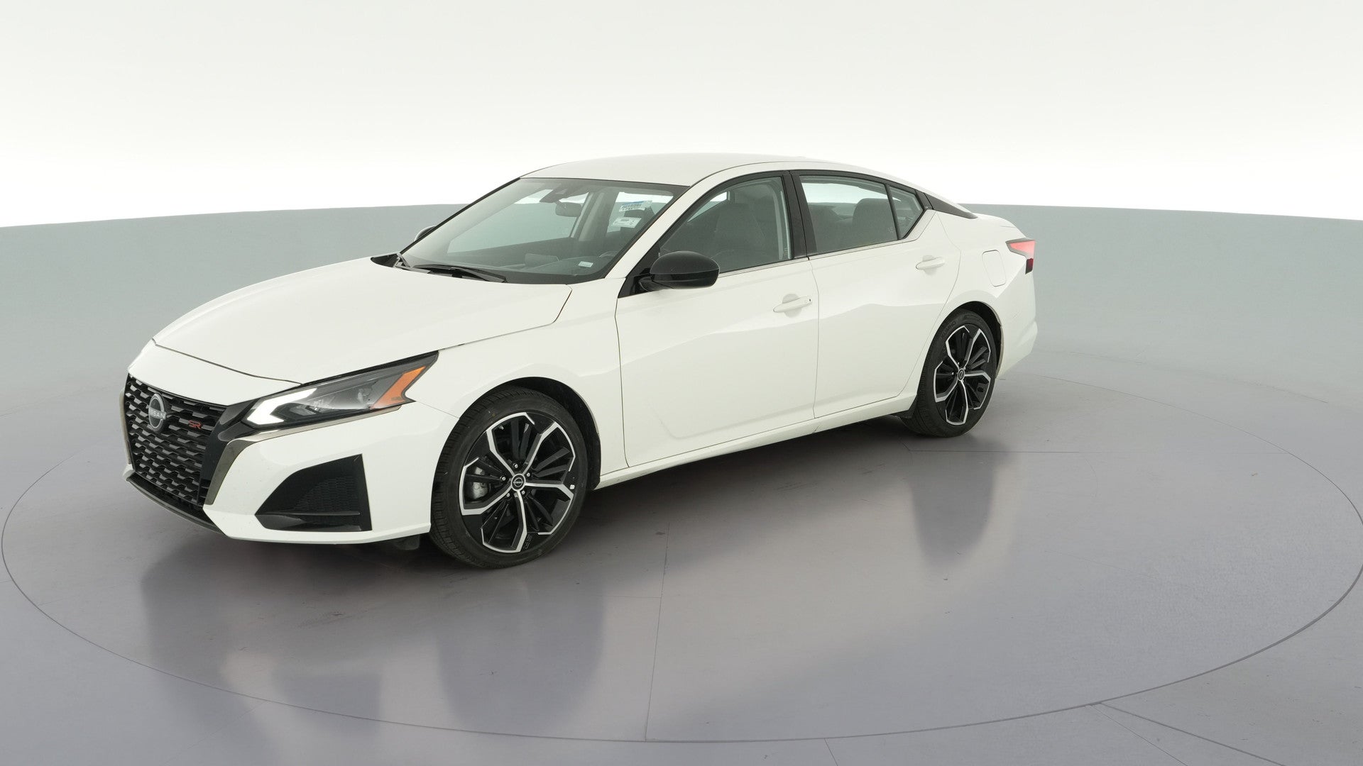 2025 Nissan Altima vehicle photo
