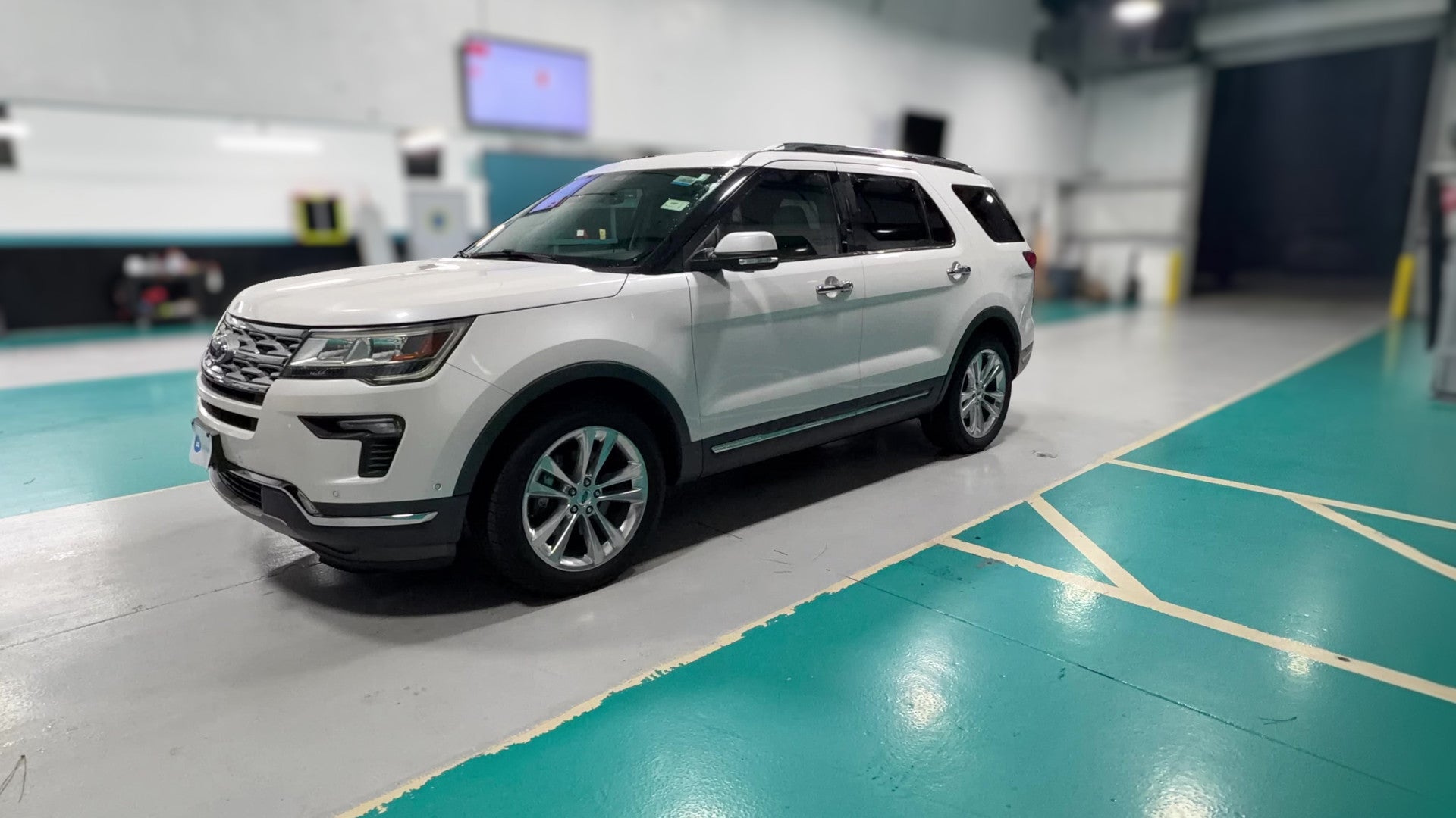 2018 Ford Explorer vehicle photo