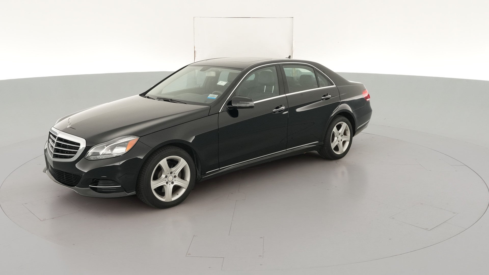 2014 Mercedes-Benz E-Class vehicle photo