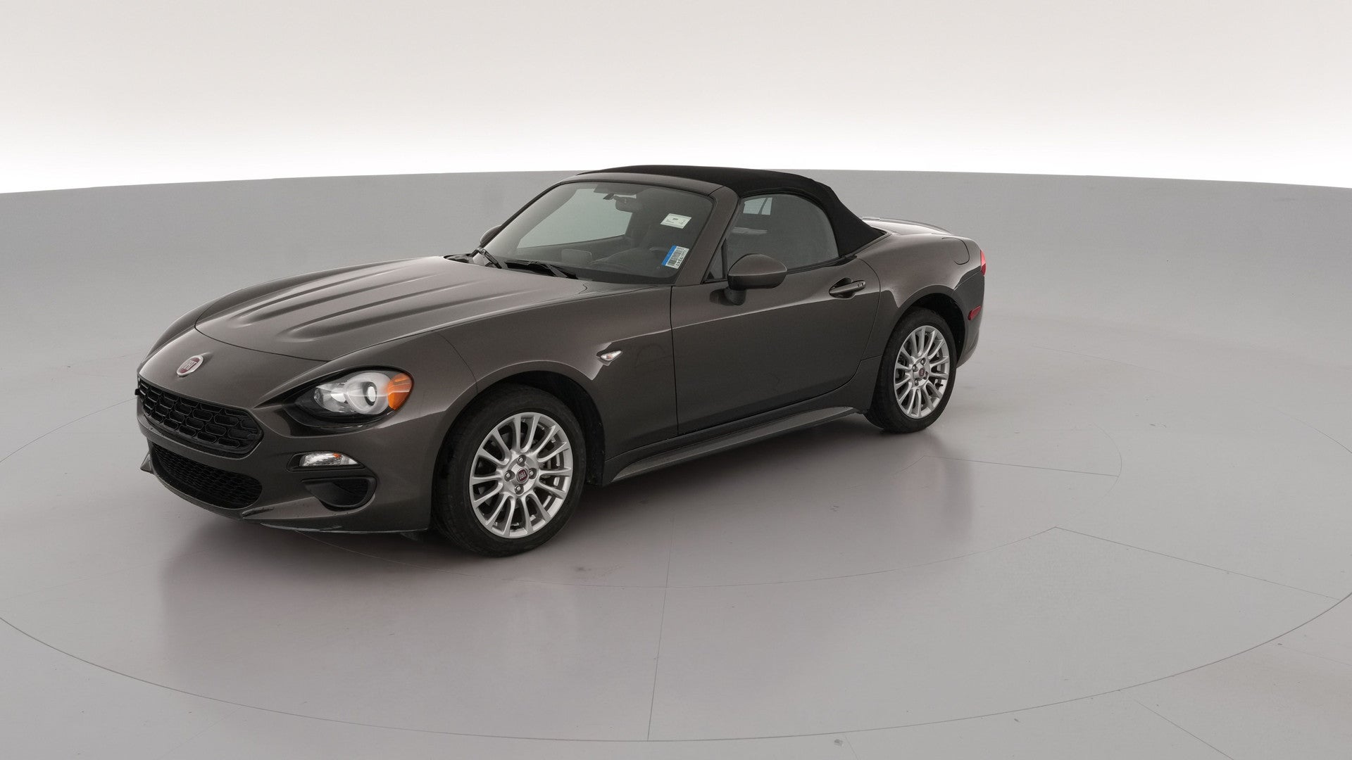 2017 FIAT 124 Spider vehicle photo