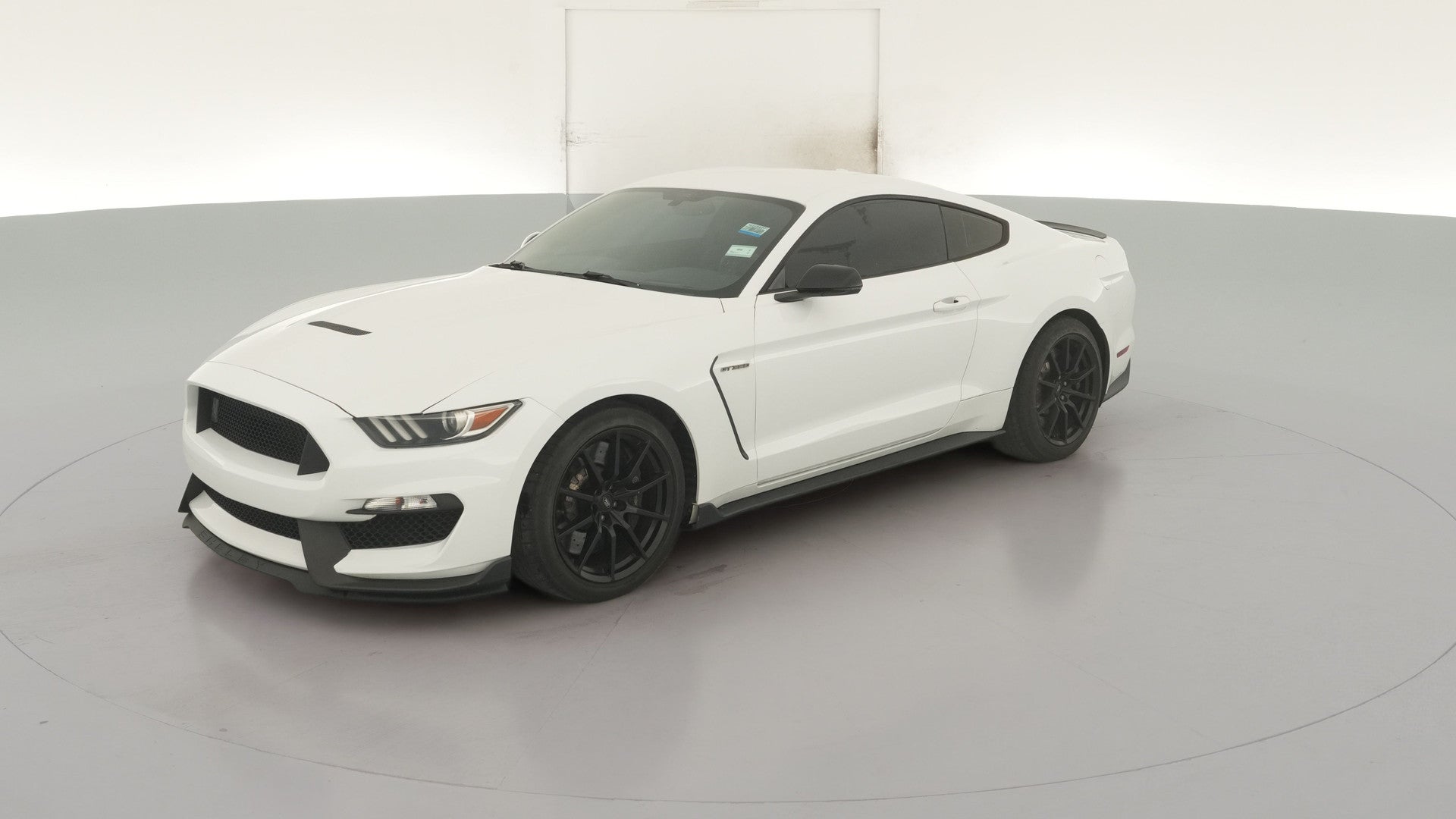 2017 Ford Mustang vehicle photo