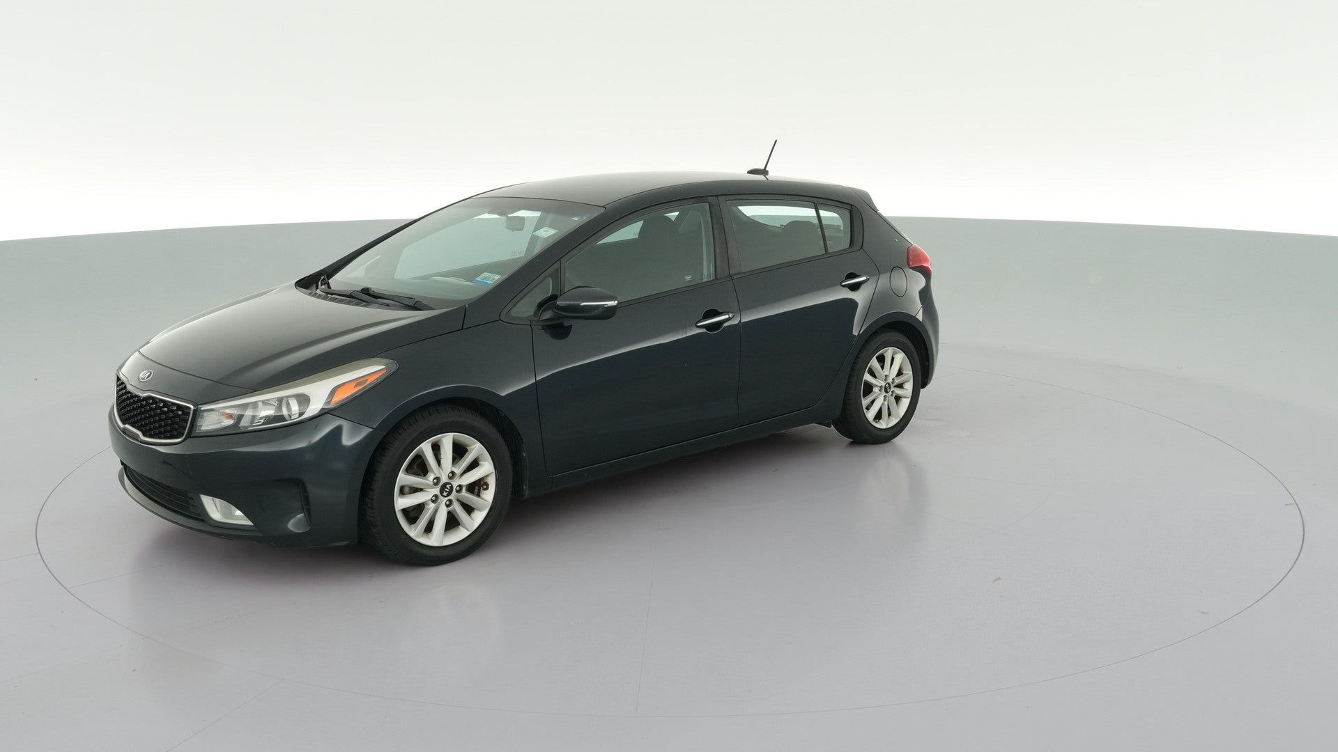 2017 Kia Forte5 vehicle photo
