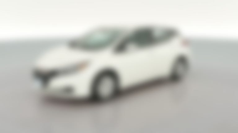 2025 Nissan LEAF vehicle photo