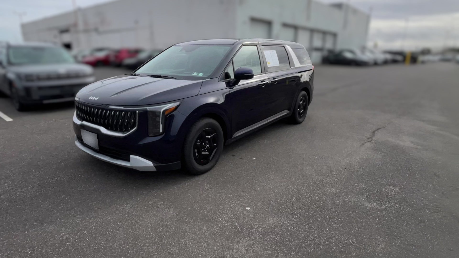 2026 Kia Carnival vehicle photo