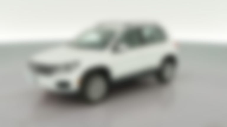 2017 Volkswagen Tiguan Limited vehicle photo