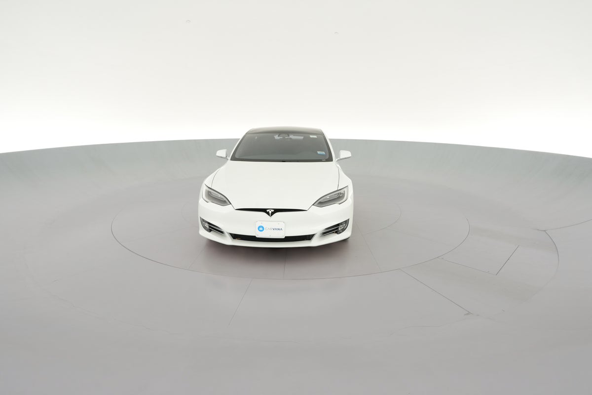 2020 Tesla Model S Performance in Pearl White Multi-coat — 360° view 1