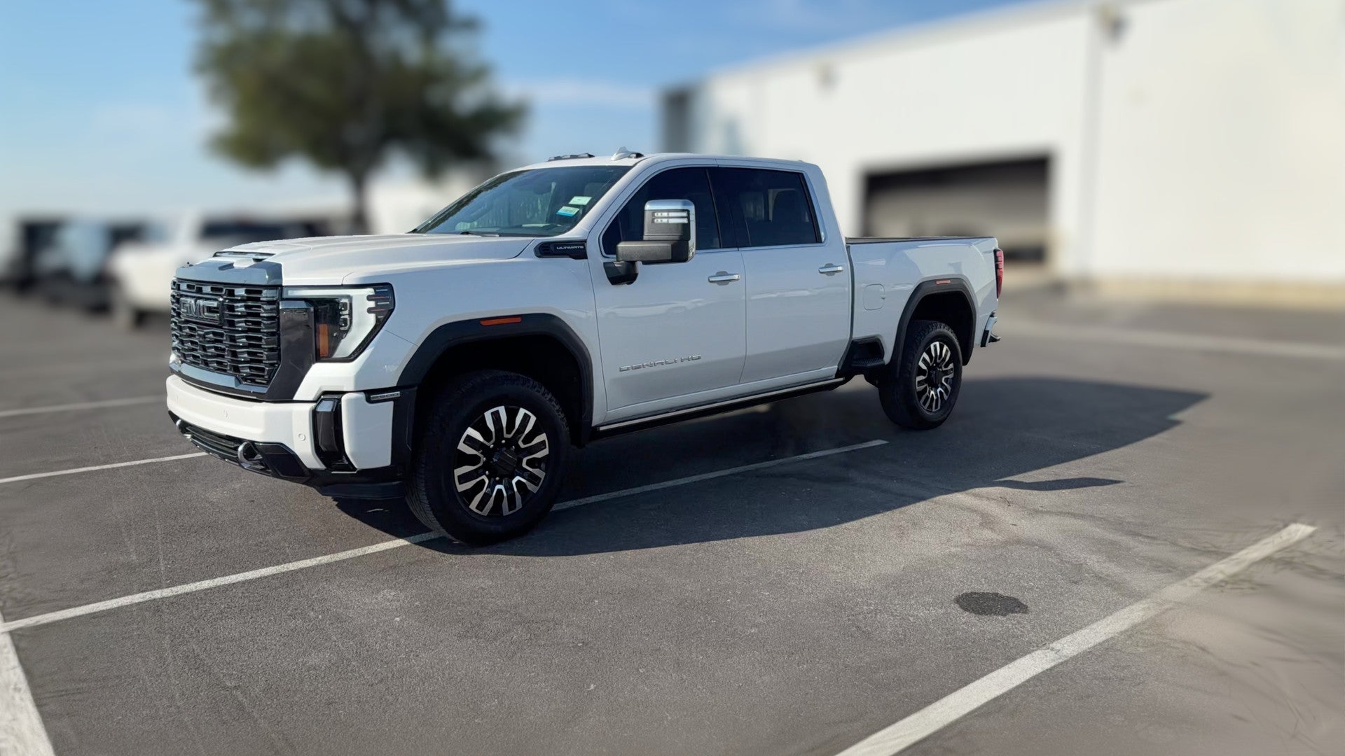 2024 GMC Sierra 2500 HD Crew Cab vehicle photo