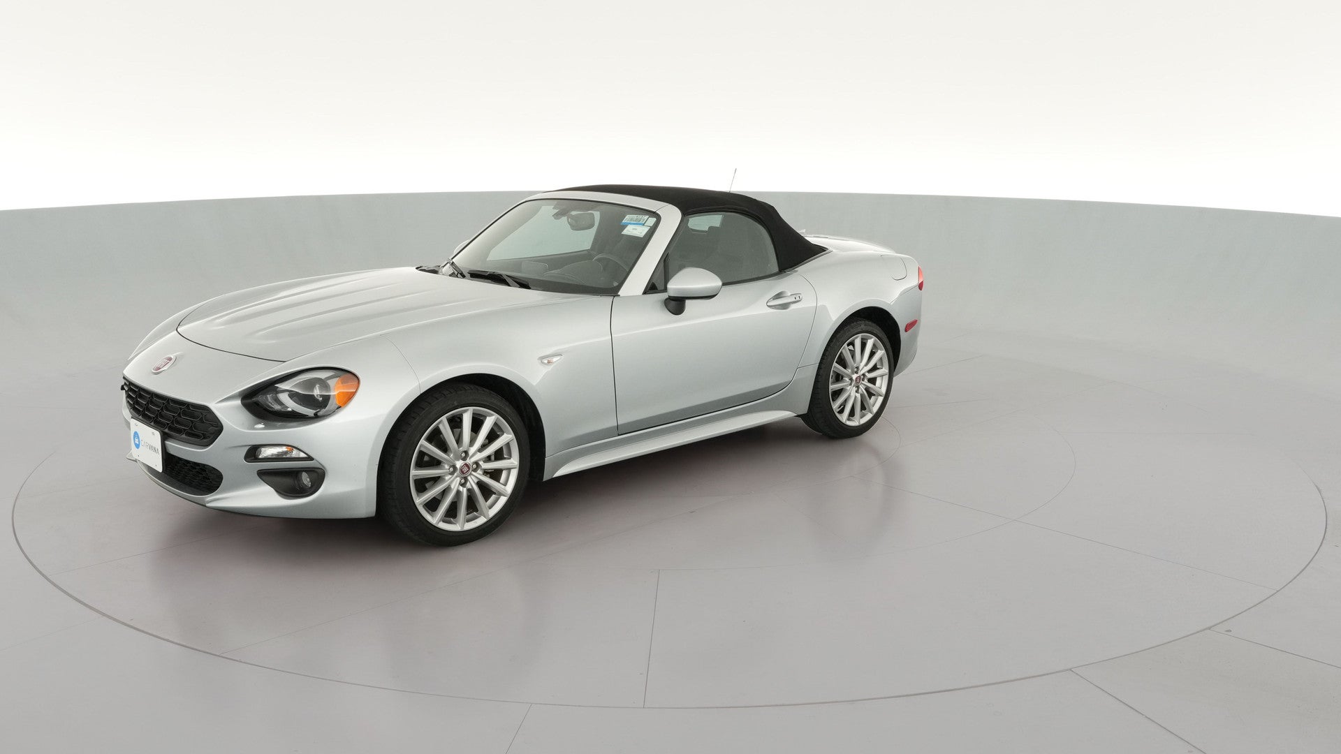 2018 FIAT 124 Spider vehicle photo