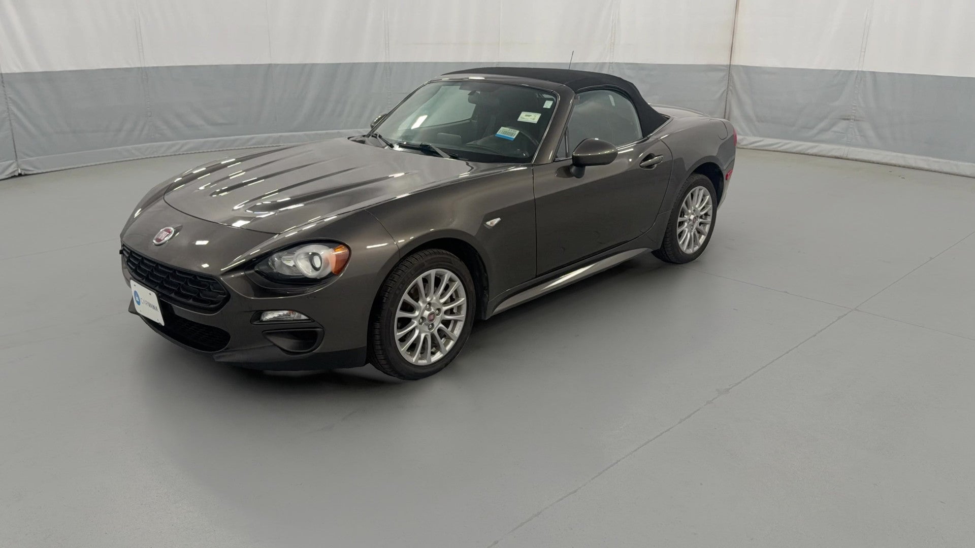 2017 FIAT 124 Spider vehicle photo