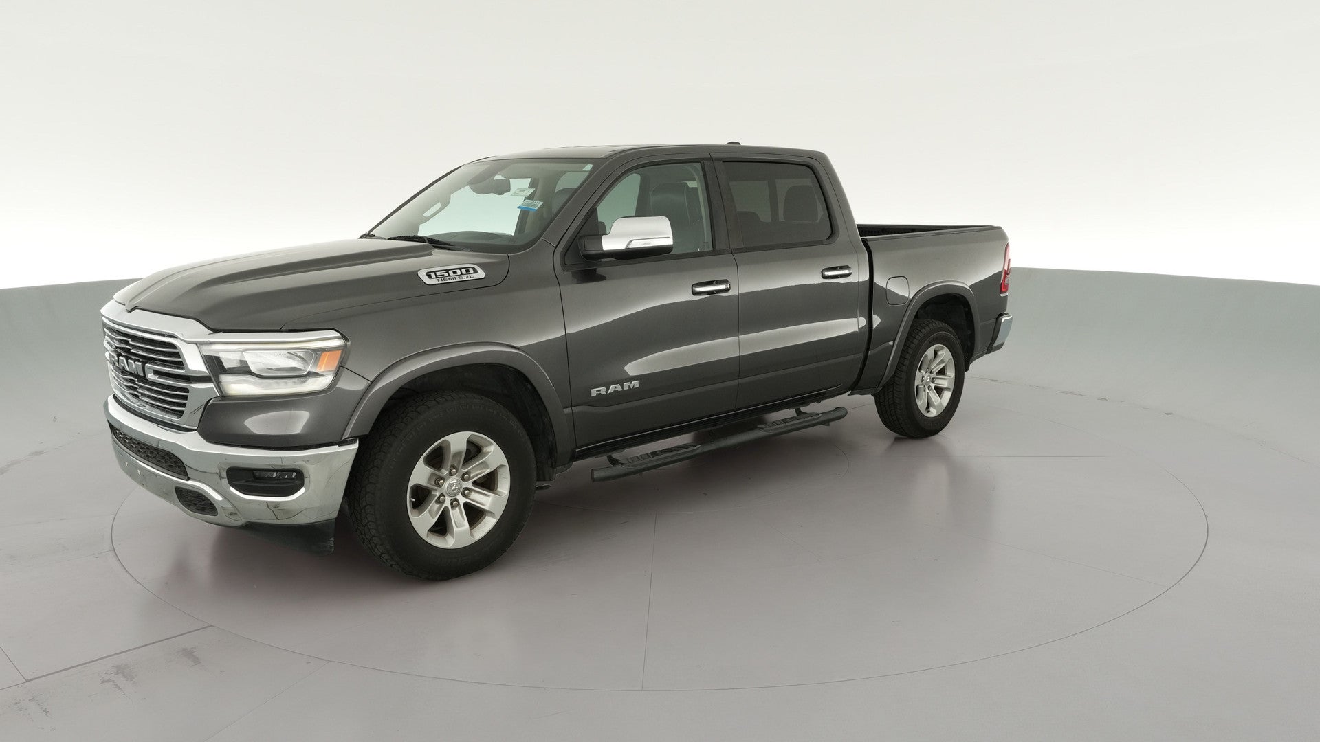 2019 Ram 1500 Crew Cab vehicle photo