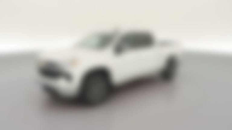 2024 Chevrolet Silverado 1500 Crew Cab vehicle photo