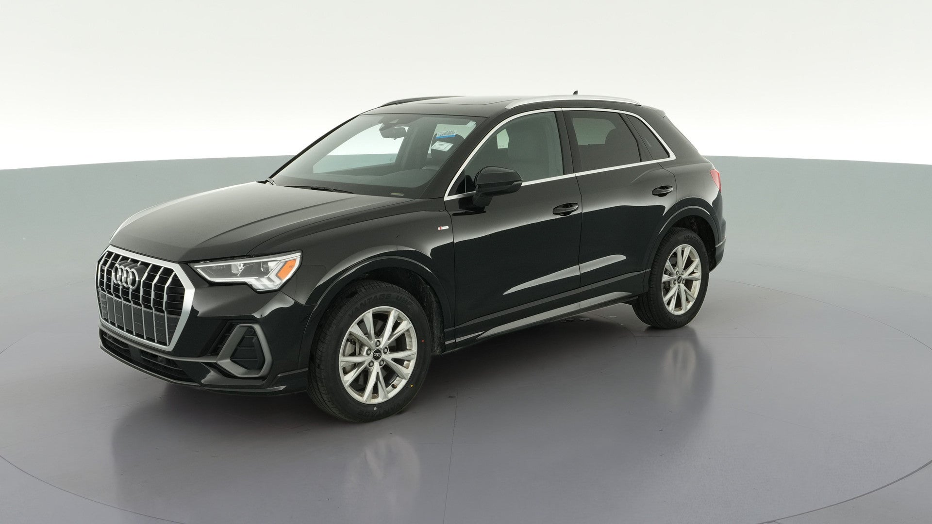 2025 Audi Q3 vehicle photo