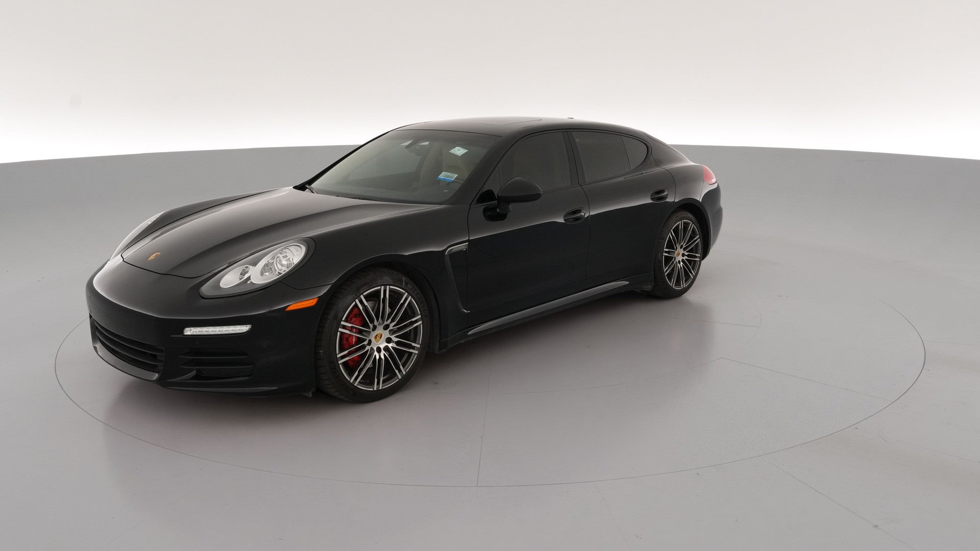 2016 Porsche Panamera vehicle photo
