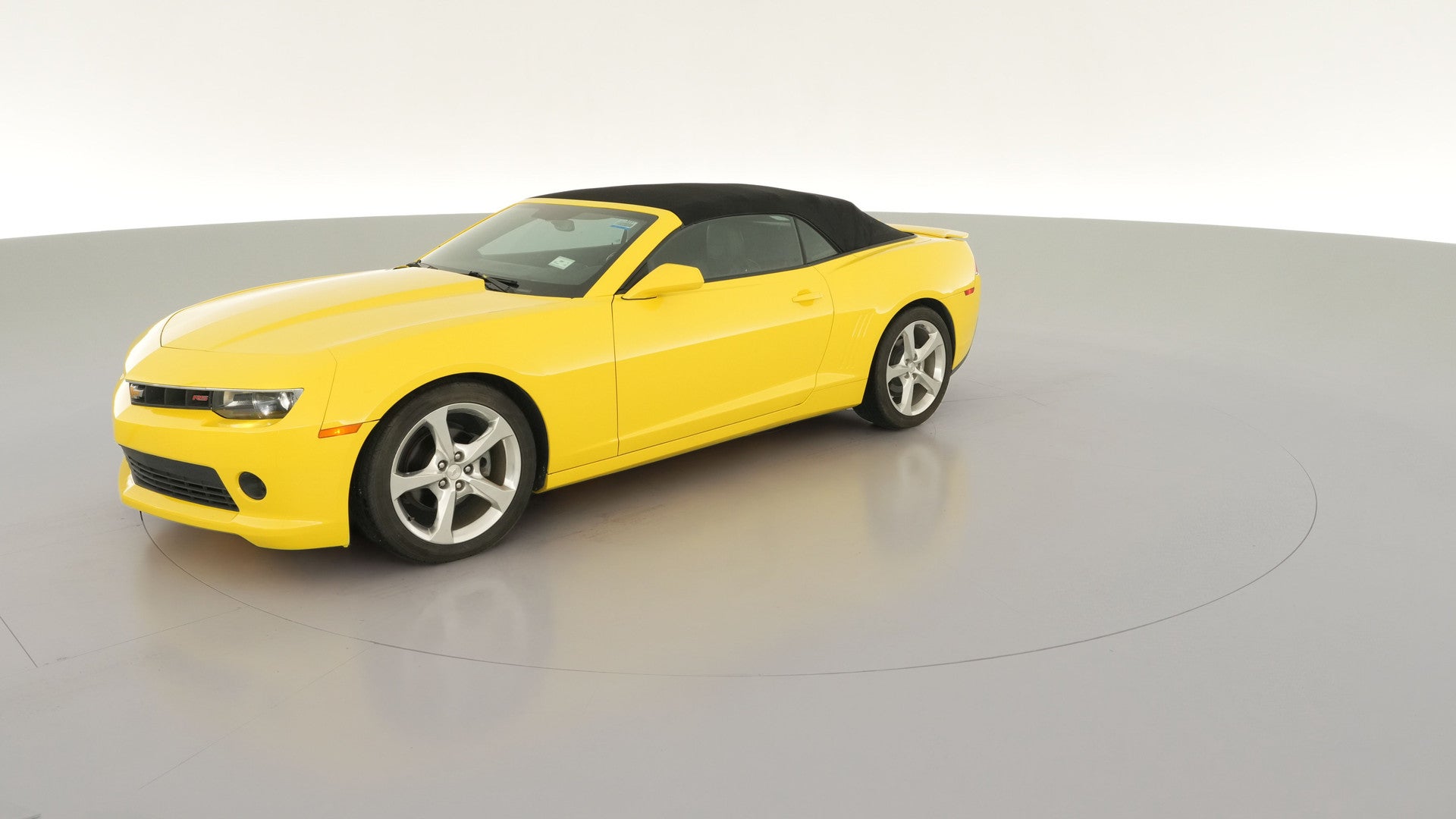 2015 Chevrolet Camaro vehicle photo