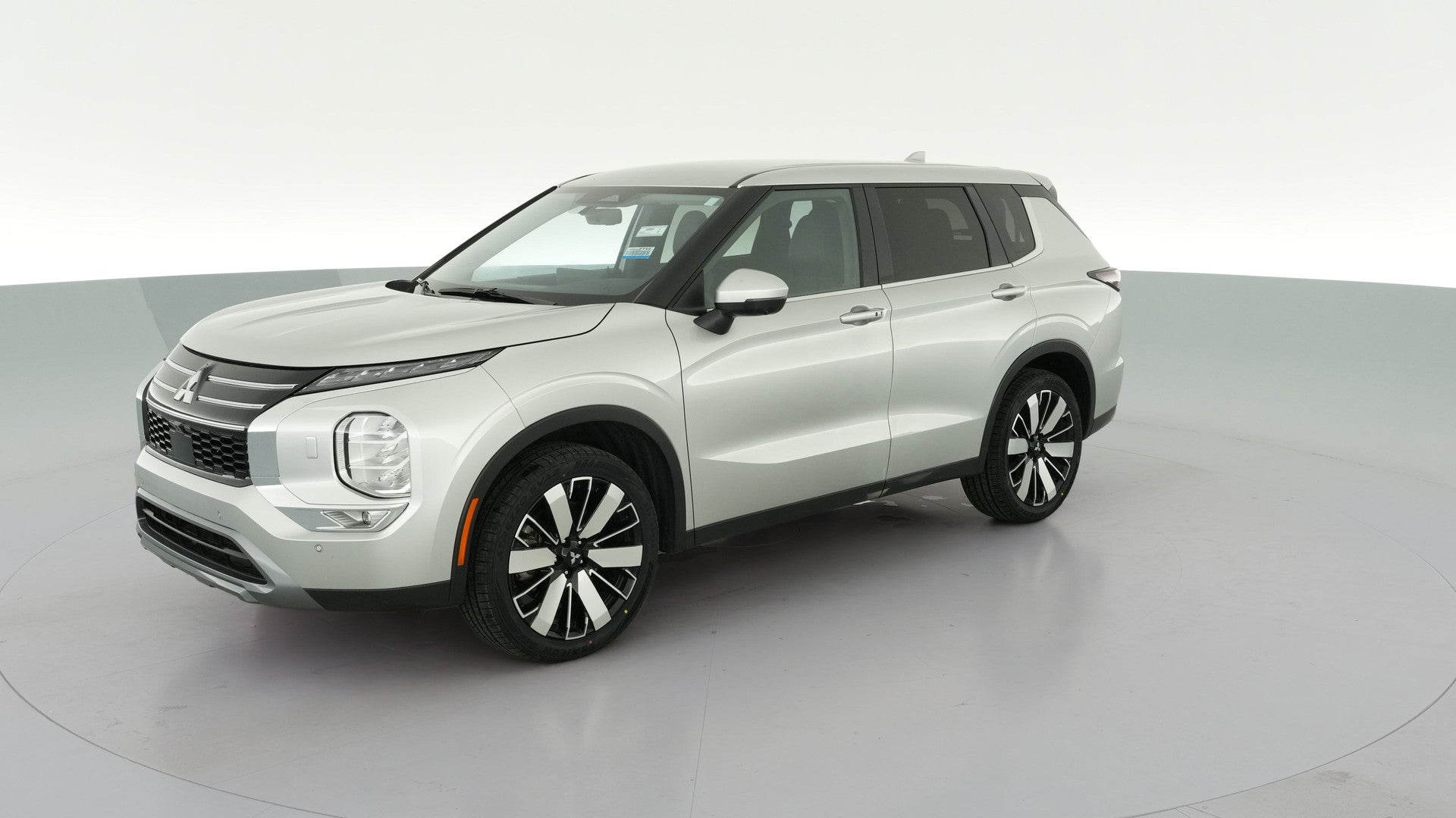 2025 Mitsubishi Outlander vehicle photo