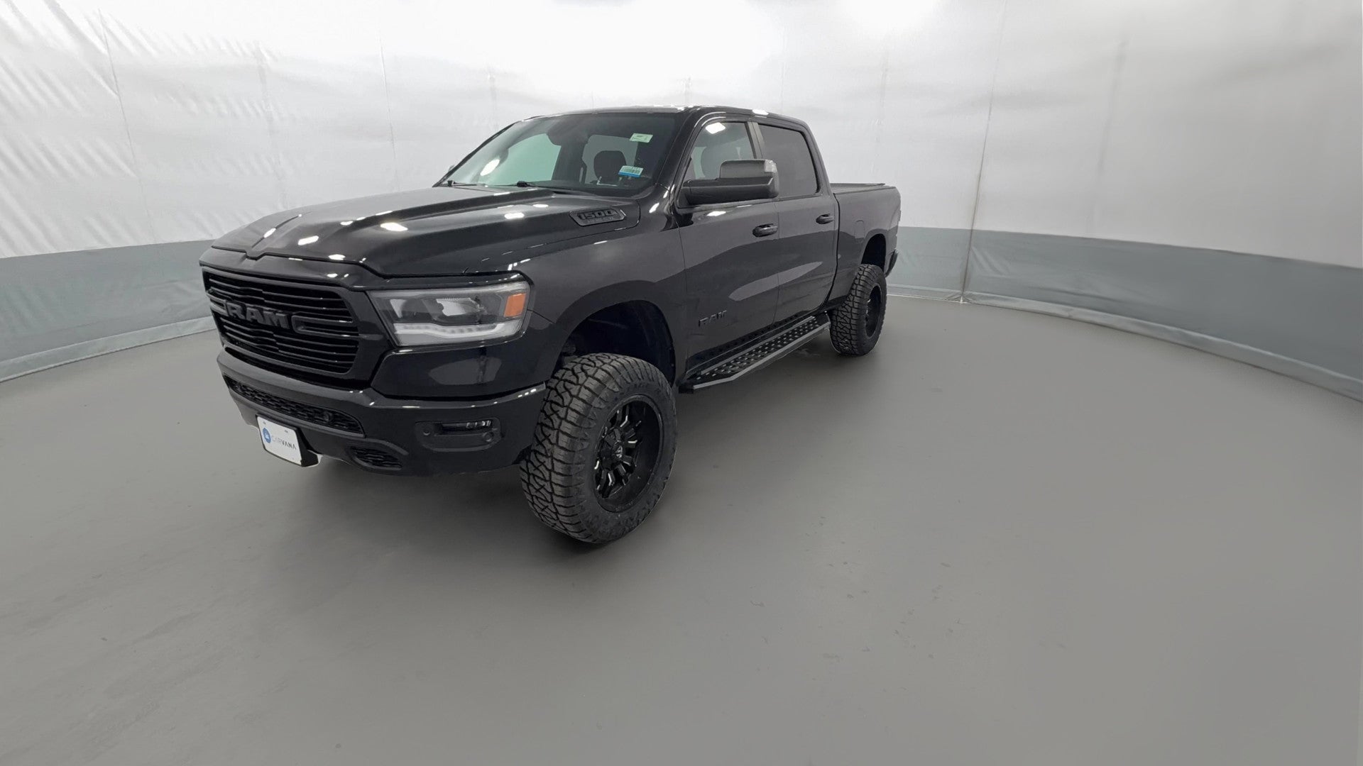 2019 Ram 1500 Crew Cab vehicle photo
