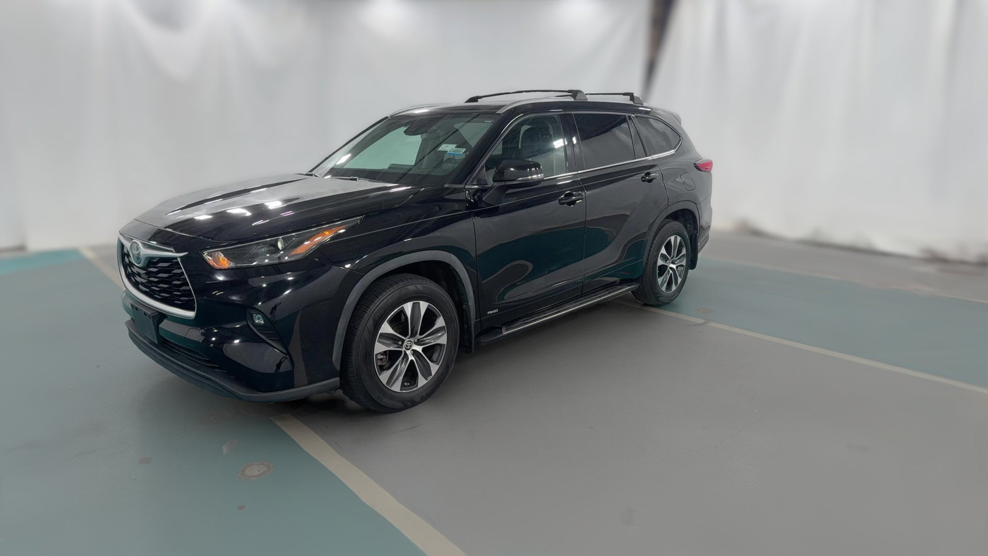 2022 Toyota Highlander Hybrid vehicle photo