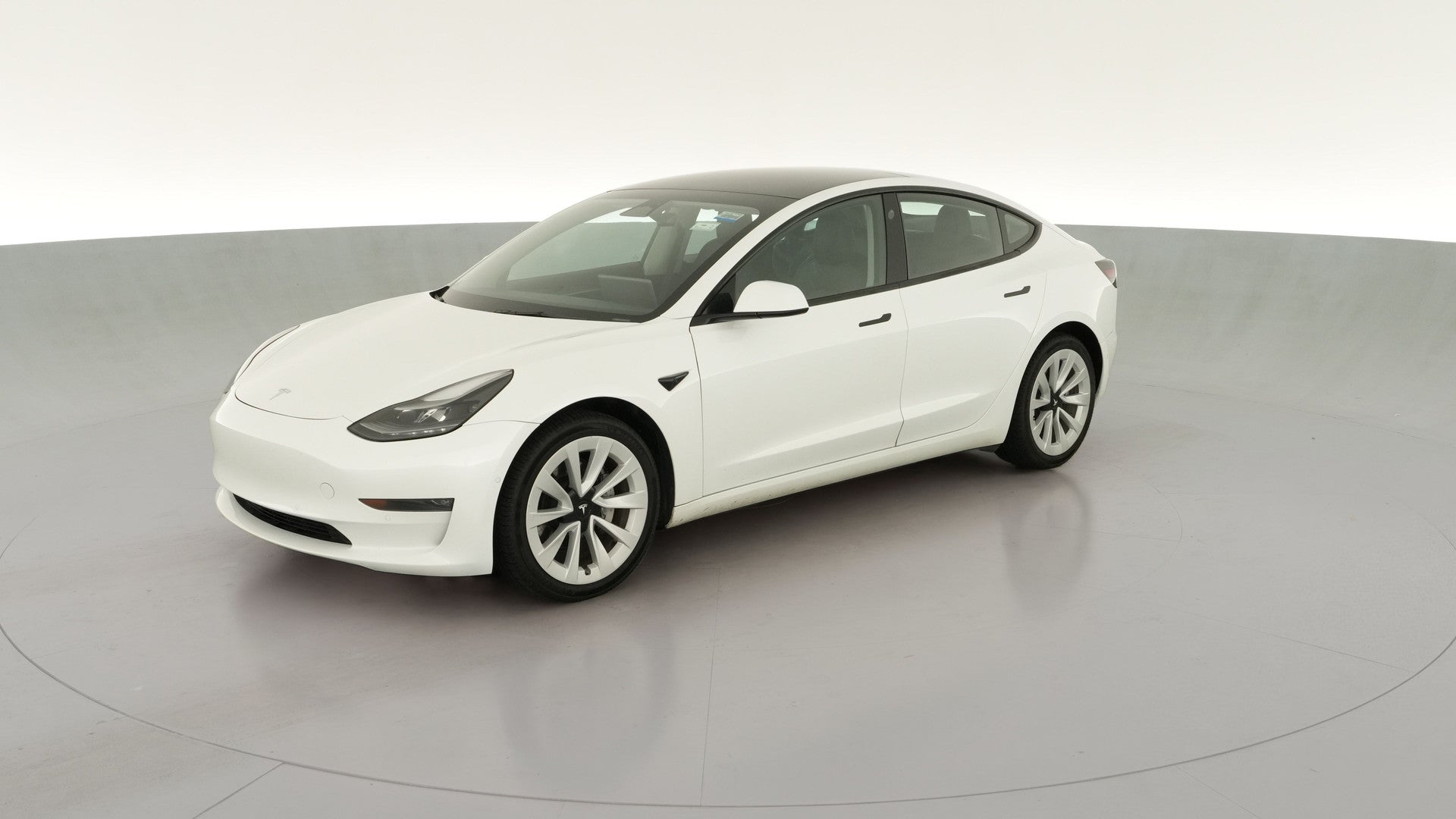 2022 Tesla Model 3 vehicle photo