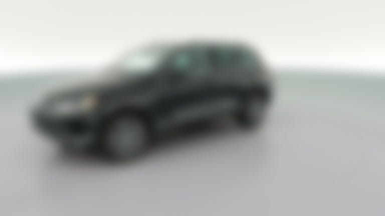 2016 Volkswagen Touareg vehicle photo