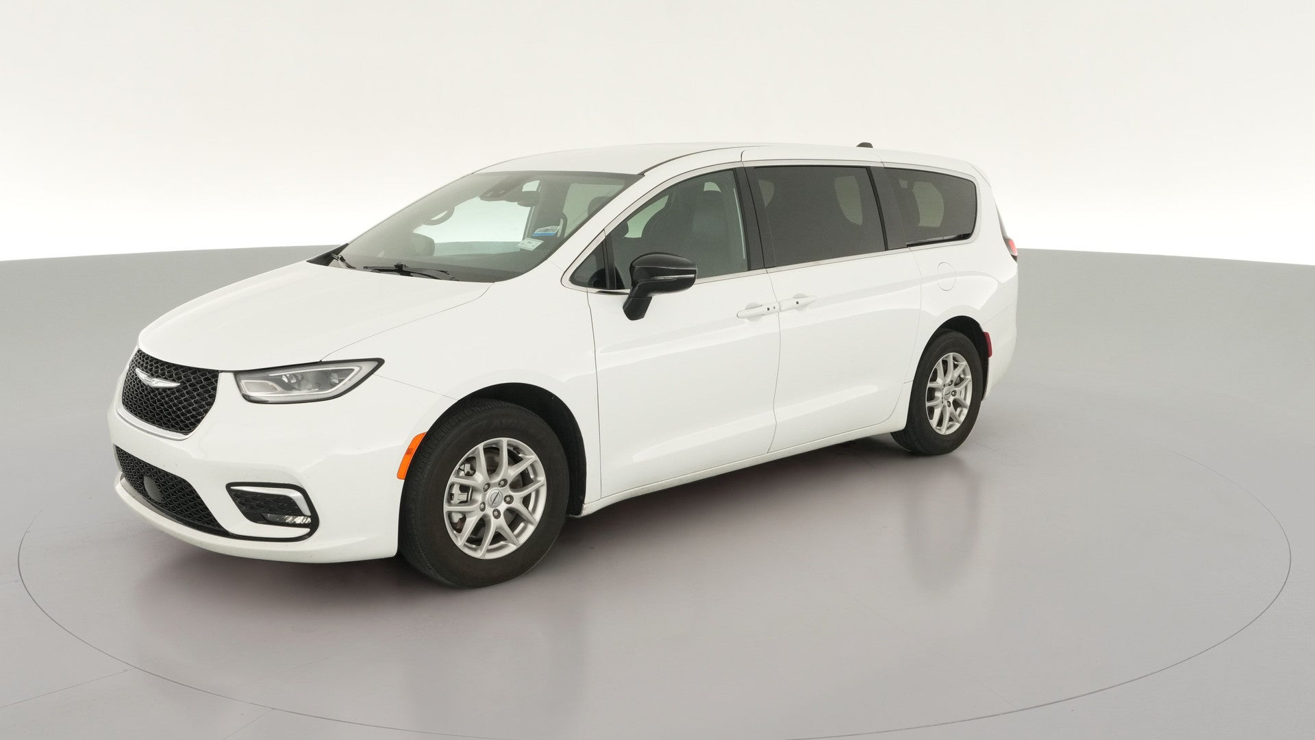 2025 Chrysler Pacifica vehicle photo